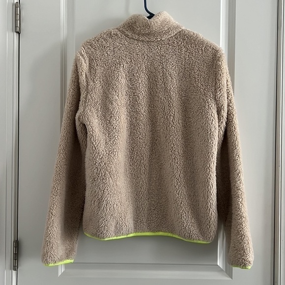 H&M Cream Fleece Jacket w/ Yellow Highlight - Picture 4 of 4